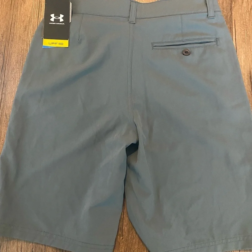 Under Armour Gray Shorts kids 14